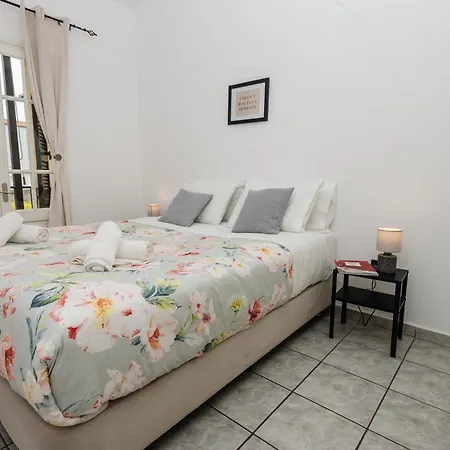 Ionian Luxury Διαμέρισμα *
